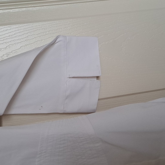 Nwot Deep V Blouse - Picture 3 of 5